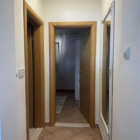 Majba 2 Apartmán Zaglavice